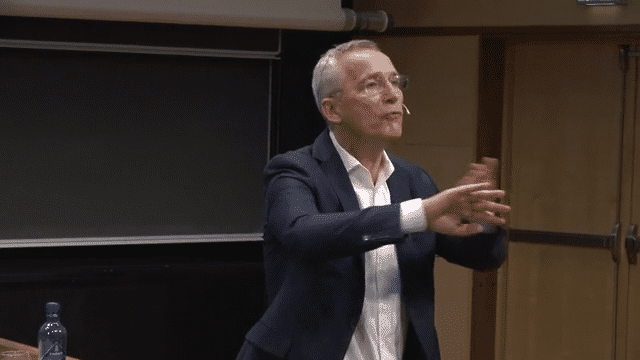 Gullstandard: Dei nye arbeidande pensjonistane er den største auken i yrkesdeltakinga som har hendt i Norge. Det er ein slags gullstandard for samfunnsøkonomien inn i politikken, ifølgje Jens Stoltenberg. (Video: Finansdepartementet)